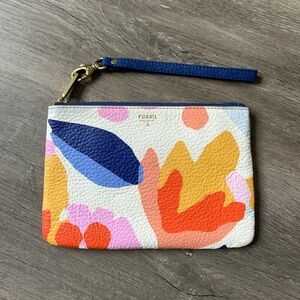 FOSSIL✨Vibrant Floral Leaf Print Colorful Leather Wristlet